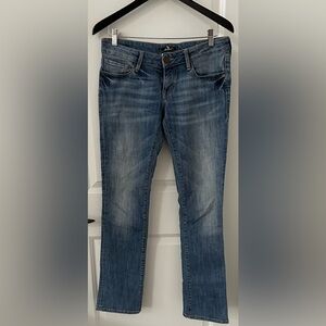 Low rise 34 Heritage premium denim.